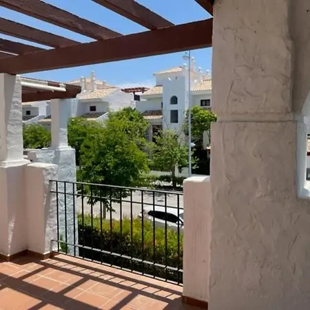Beachside 3 Bedroom In La Gavia, San Pedro De Alcantara Appartement Marbellac